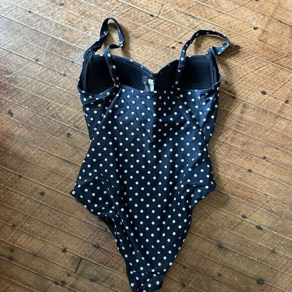 Bond Eye Australia gathered ruched 10 polka dot one piece swimsuit - Picture 2 of 3
